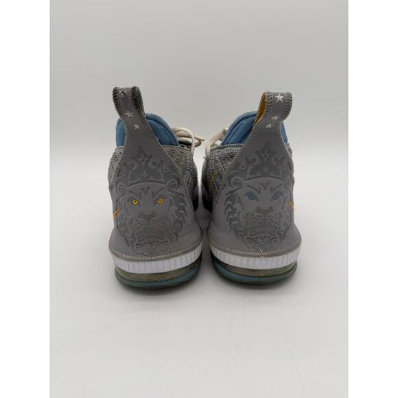 Nike 2018 LeBron James 23 King Lion Basketball Shoes Men's 10.5 GRAY CK-4765 001 - Picture 4 of 6